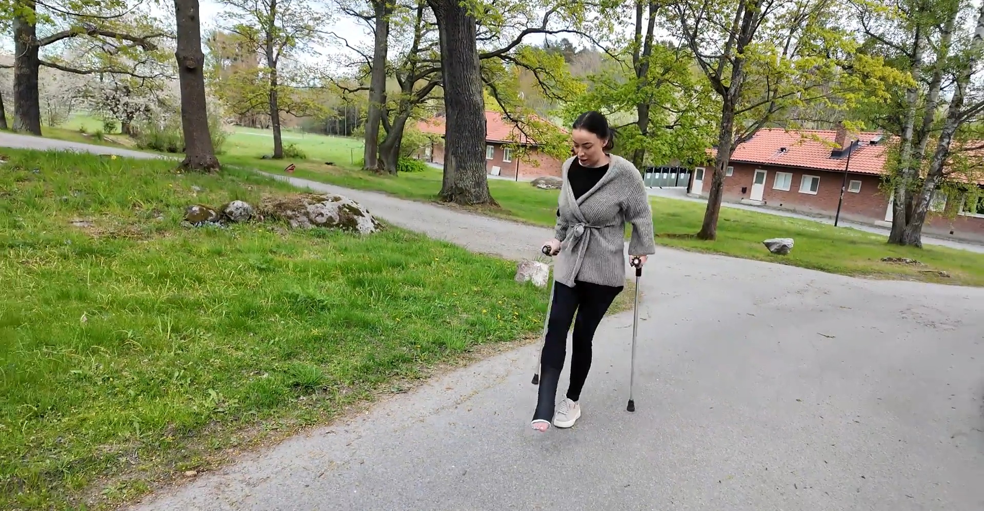 Swedishcrutch Patreon Site