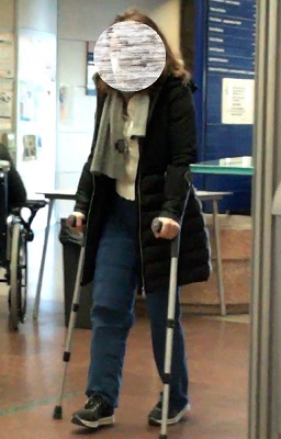 Italian-legcast-crutching-wheelchair-sprain