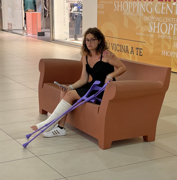  SLC at the mall  10 minutes of walkin with my personalized crutches! I'm wearing a short legcast and a short dress!